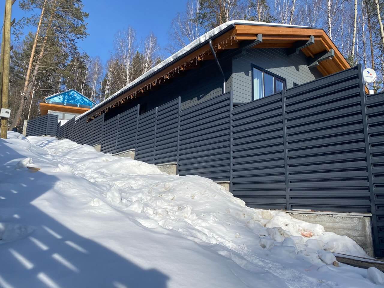 забор из штакетника 130м ral7024/7024 серый графит фото7 в Мурманске