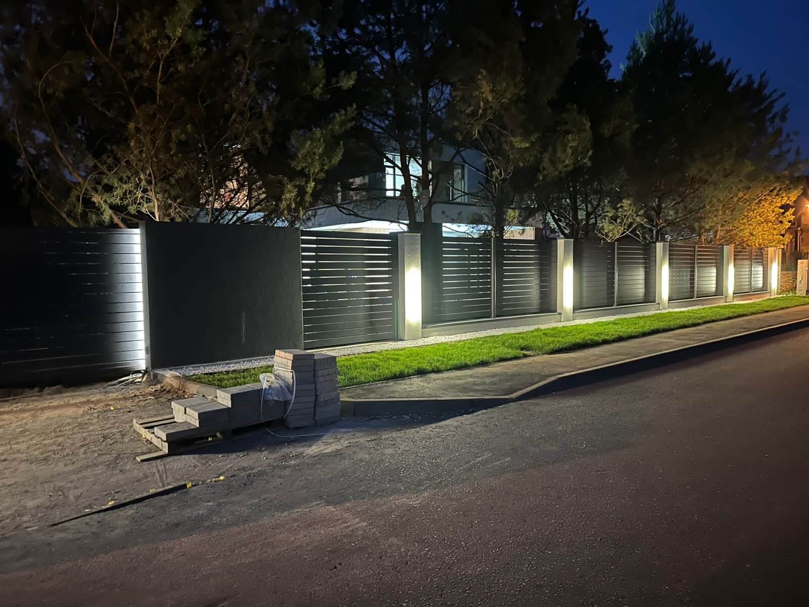 Забор-ранчо из металлопланкена 36м RAL7024 Серый Графит фото 11 в Мурманске