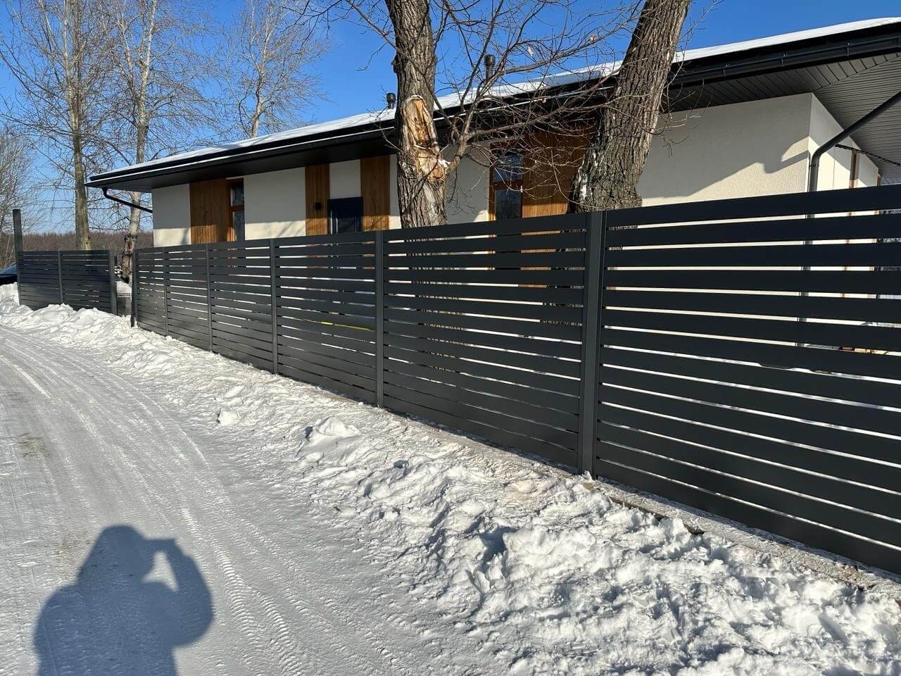 Забор-ранчо из металлопланкена 37м RAL7024 Серый Графит фото 1 в Мурманске