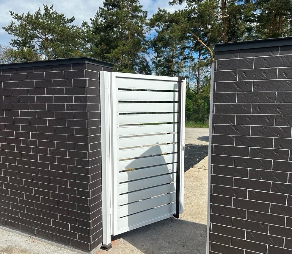 Калитка из металлопланкена RAL9003 Белый фото 4 в Мурманске