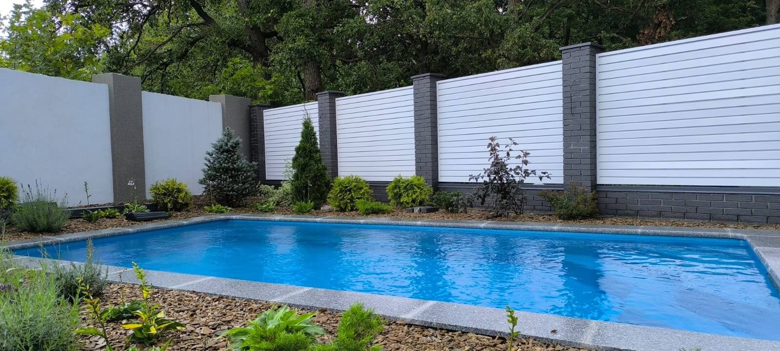 Забор-жалюзи из ламелей Хай-Тек 54м RAL9003 Белый фото 4 в Мурманске