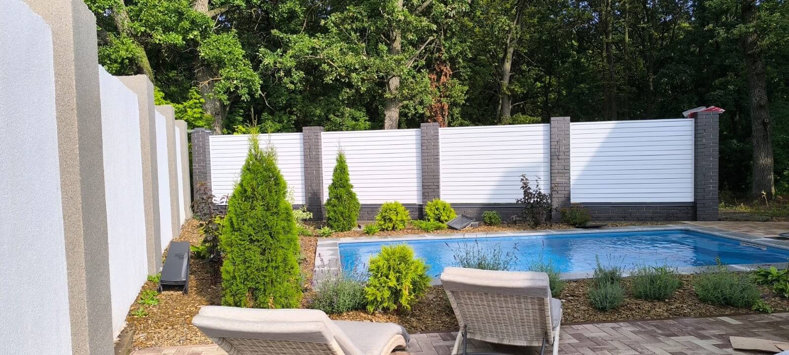 Забор-жалюзи из ламелей Хай-Тек 54м RAL9003 Белый фото 1 в Мурманске