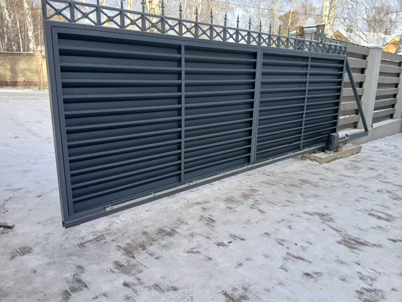 Входная группа из ламелей Хай-Тек RAL7024/7024 Серый Графит двусторонний МАТТЕ фото 8 в Мурманске