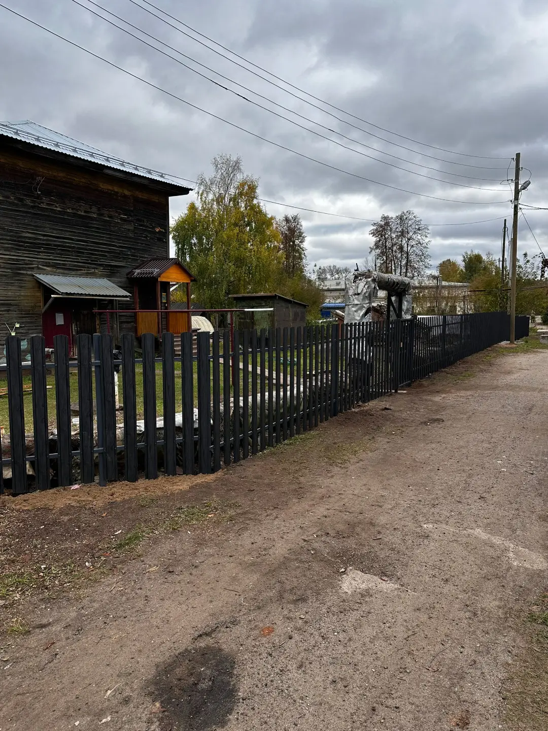 Забор из евроштакетника 63м Черное Дерево 3D Принтек фото 3 в Мурманске