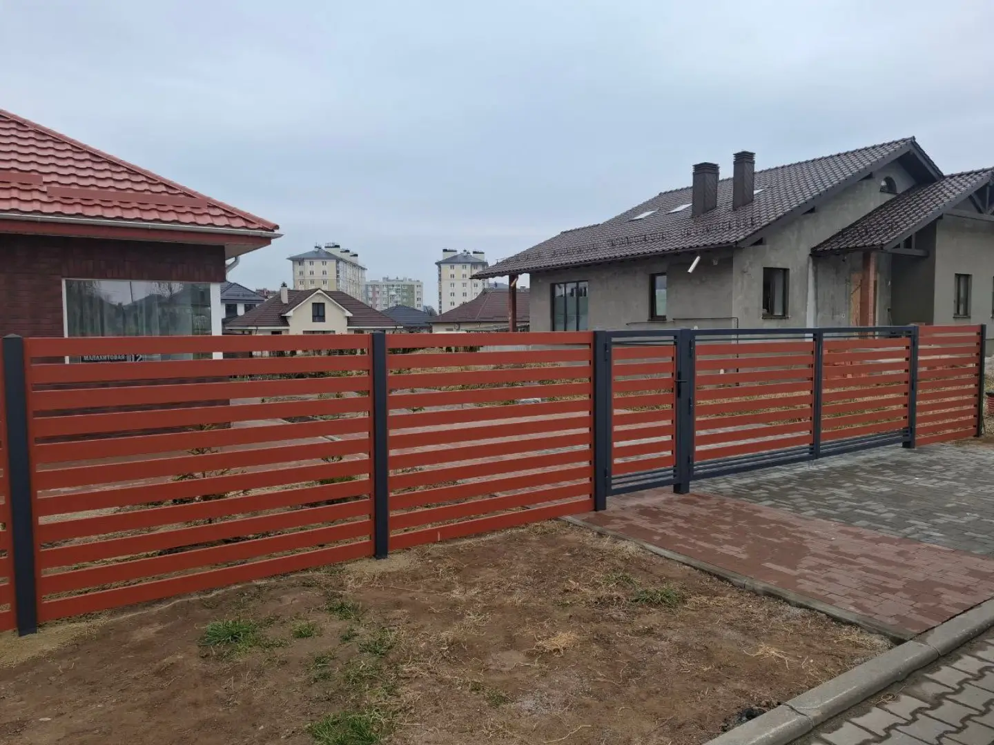Забор-ранчо из металлопланкена 18м RAL8004 Терракотовый в Мурманске